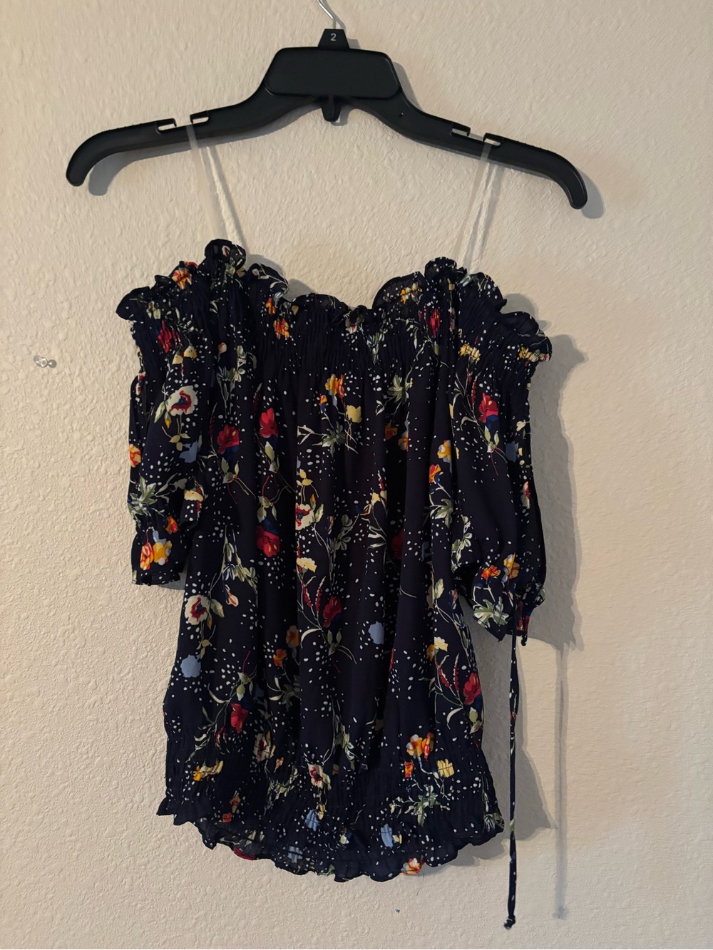 Off-Shoulder Floral Top - Picture 2 of 2